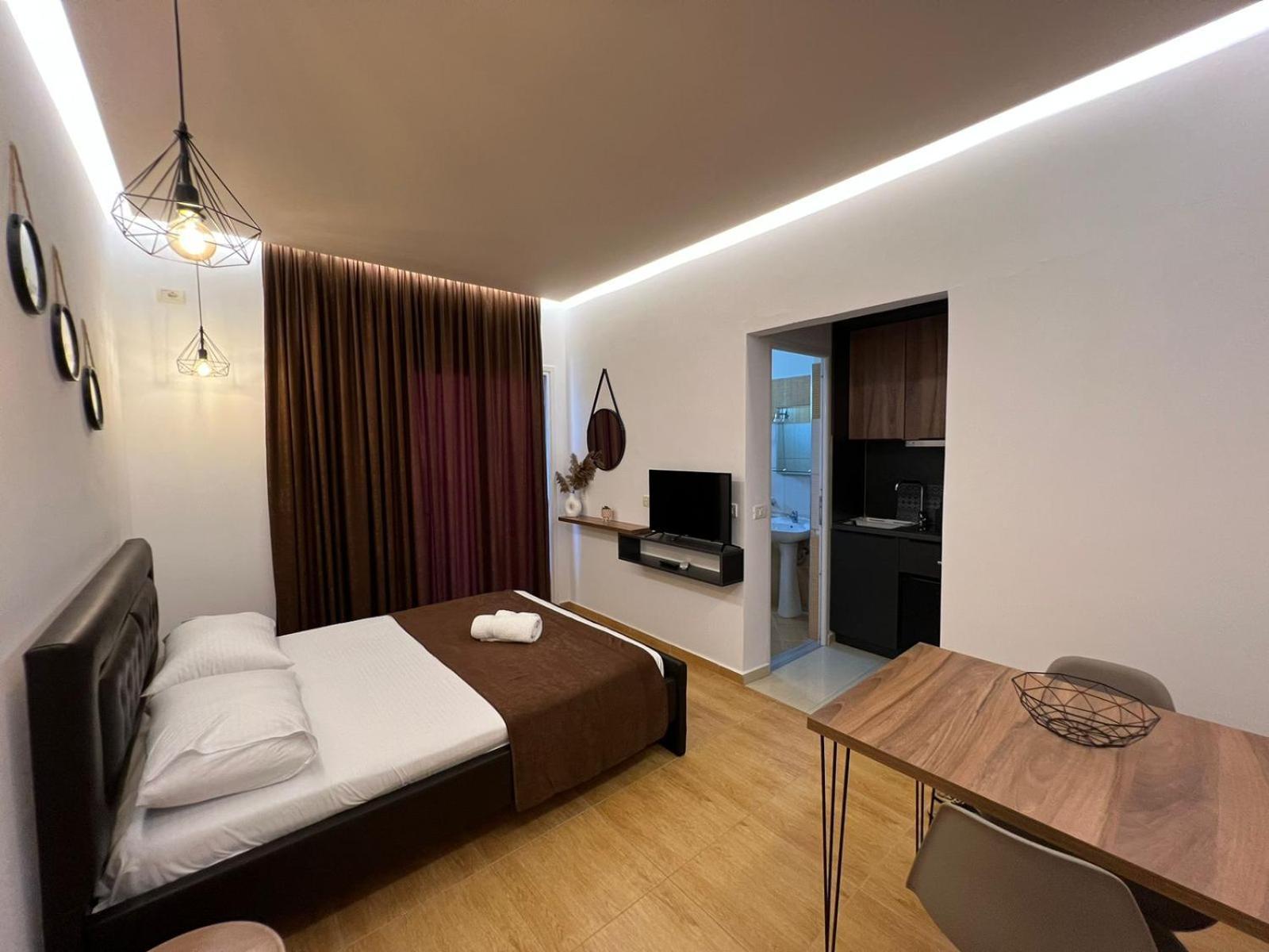 Apartments Sadiku With Sea View Sarandë Exterior foto