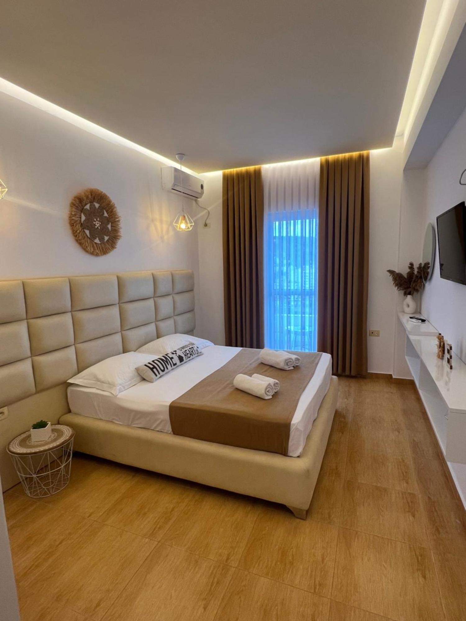 Apartments Sadiku With Sea View Sarandë Exterior foto